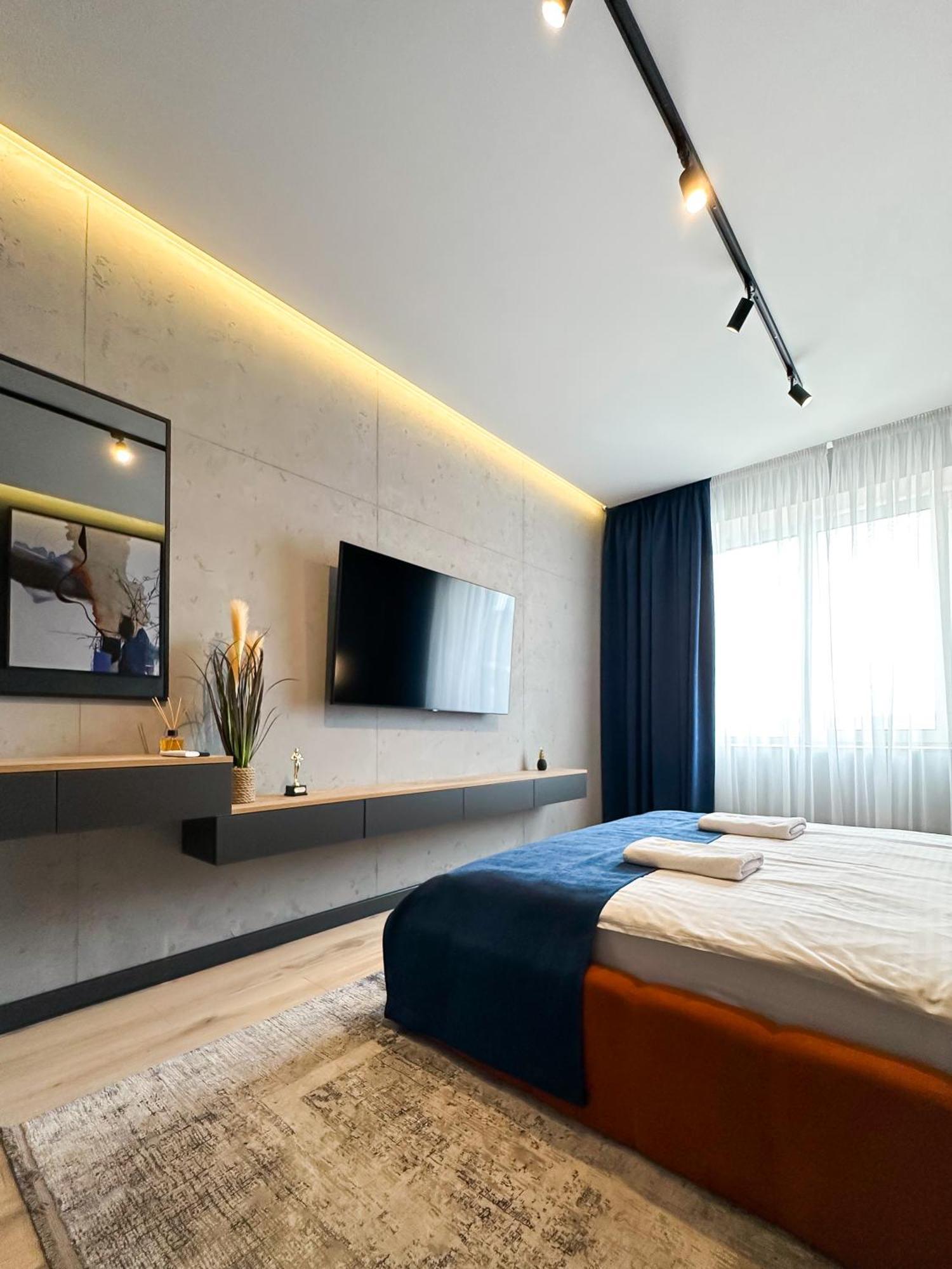 Royal 2 Apartments On Shevchenka 38 Str Leopoli Esterno foto